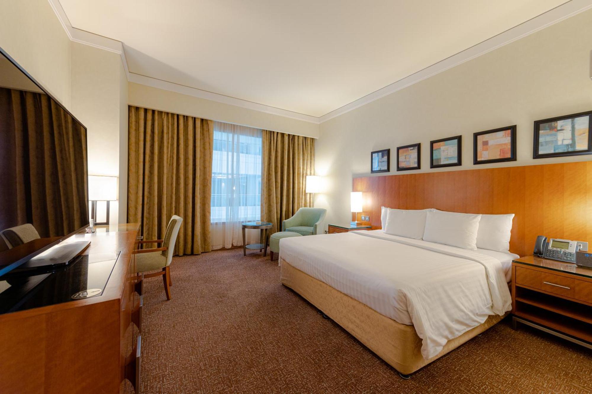 Courtyard By Marriott Kuwait City Exteriör bild